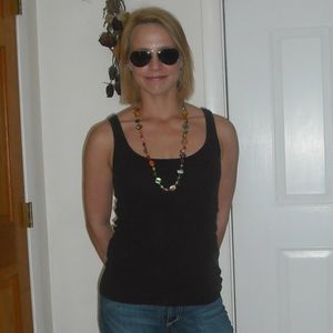 Meet your Posher, Deetta